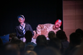 Ping (Ellie Sachs) und Seele-Fant (Janosch Reichrath)