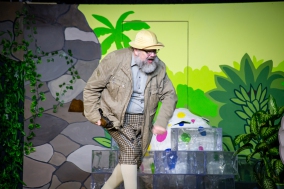 König Pumponell der 55. (Dr. Norbert Husfeld)