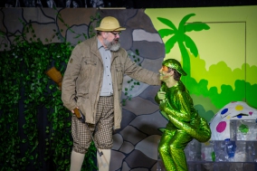 König Pumponell der 55. (Dr. Norbert Husfeld) und Wawa (Szymon Urbaniak)